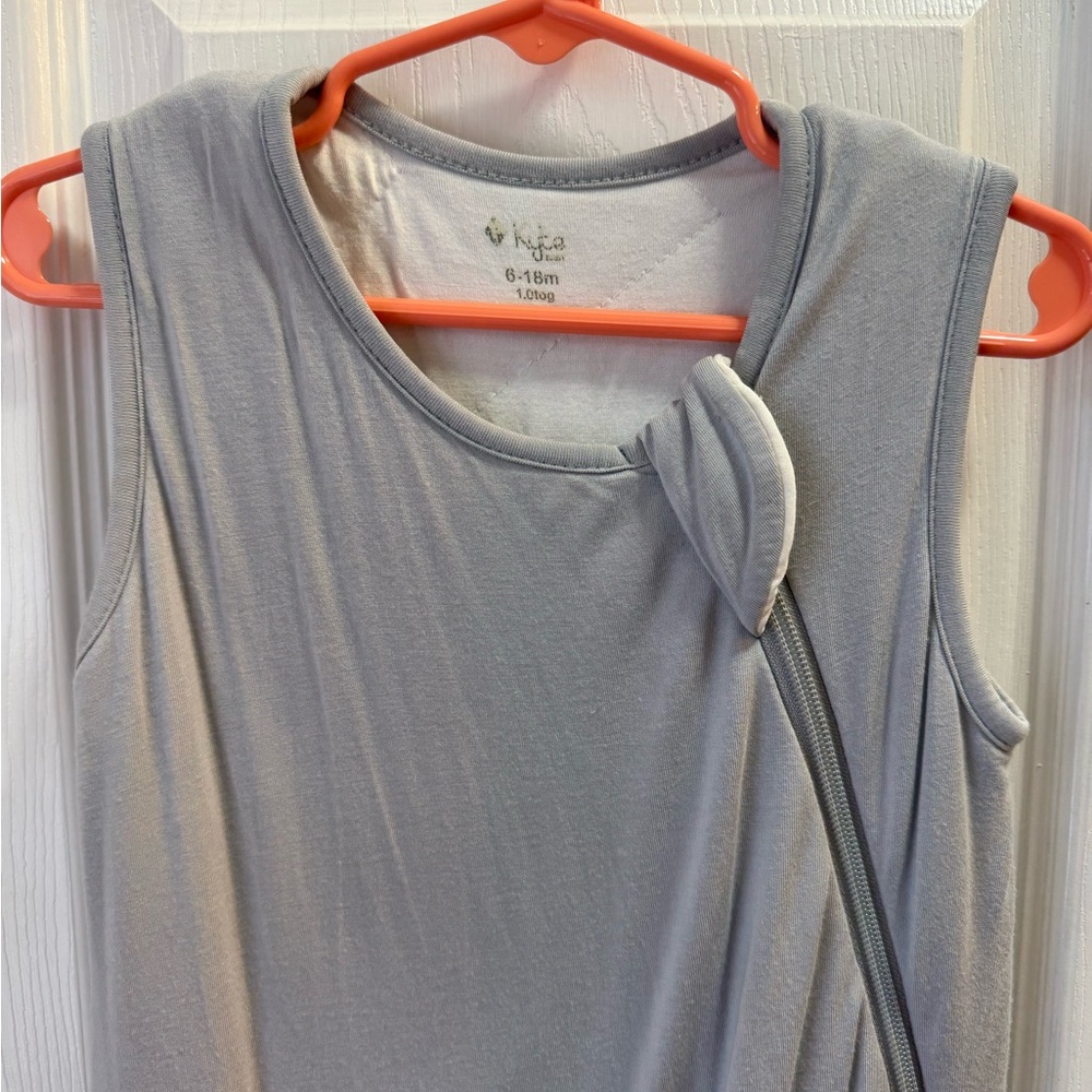 Kyte Baby Gray Sleep Bag 1.0 TOG 6-18/ Medium - Picture 2 of 3